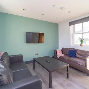 luxury-townhouse-by-brighton-sea.brighton-hotels-england.com/