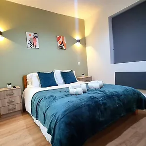  Apartment With En Contractors-businesses-relocator Friendly
