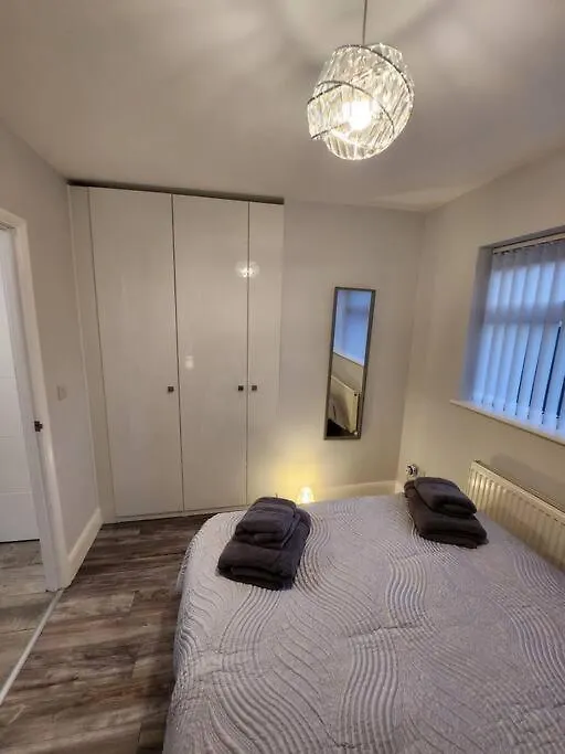 House On The Furrows Villa Luton  Holiday home Luton (Bedfordshire)